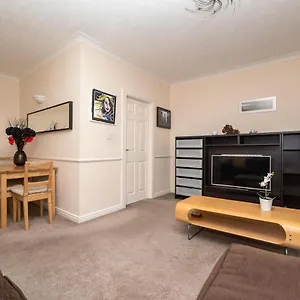 Sallyport 2 Bedroom City Centre 9 Apartment