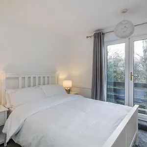  Apartment Magdala - Sleek And Modern 2bed In United Kingdom